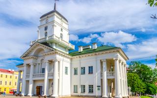 Тур в Беларусь - Минск - Брест - Коссовский замок - Витебск