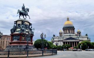 Тур в Петербург + Гатчина + Кронштадт + Петергоф + Ораниенбаум (зима)