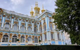 Тур в Петербург + Гатчина + Павловск + Пушкин + Петергоф + Ораниенбаум + Кронштадт